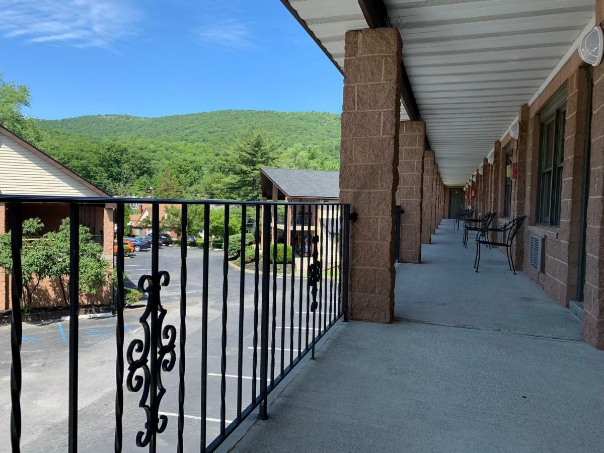 West Point Motel Highland Falls Bagian luar foto